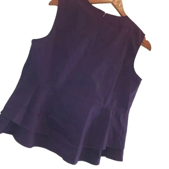 NWT 525 America Revolve Top Medium Purple V-Neck Sleeveless Outdoor Back Zipper - Picture 2 of 6